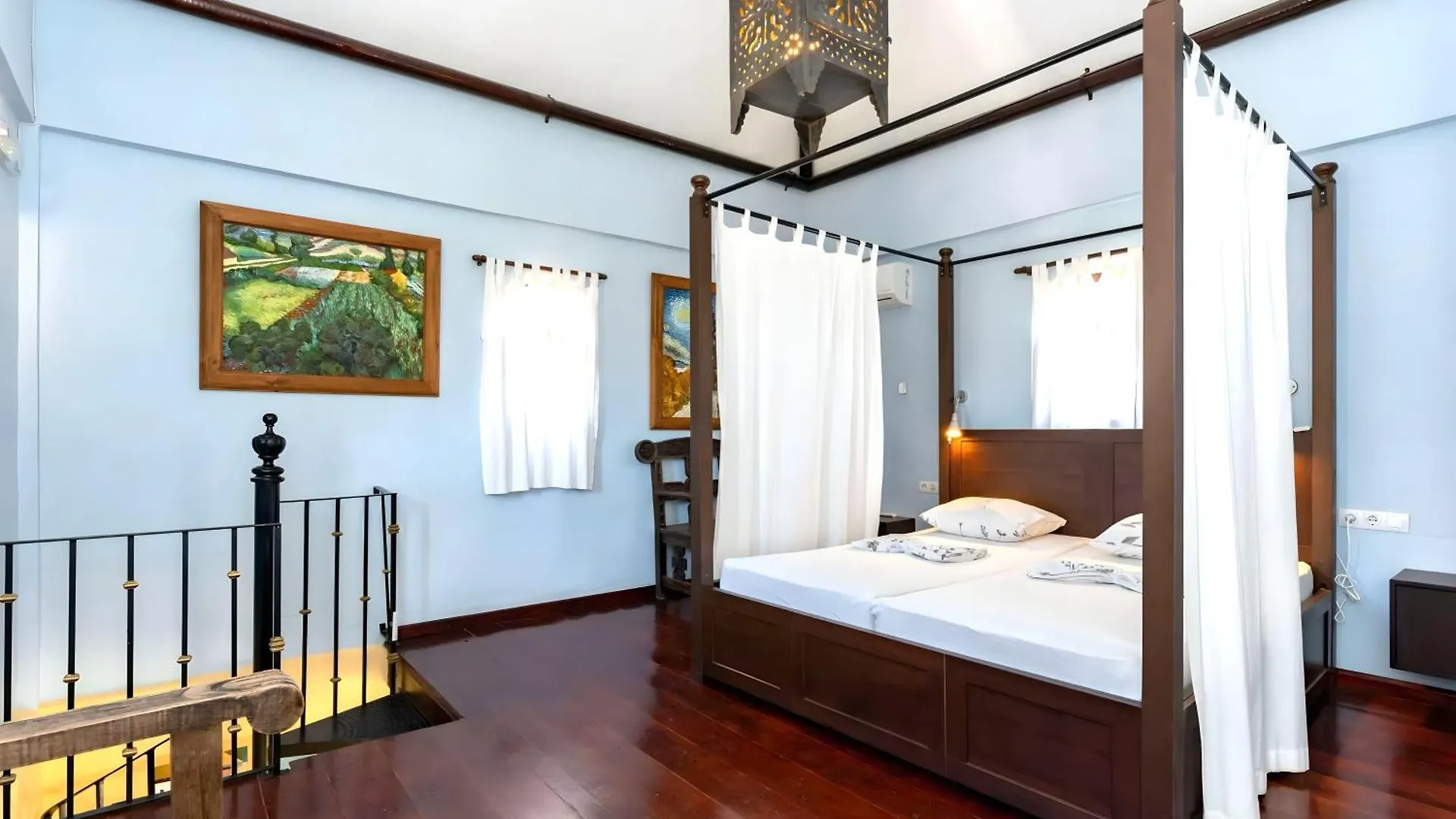 Castle Tower Apartment In Rural Holiday Park 'Picasso' Tolox Spain